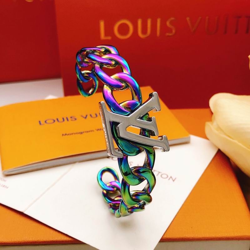 LV Bracelet 01yxx323 (6)