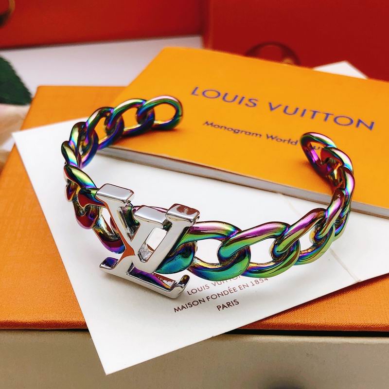 LV Bracelet 01yxx323 (7)