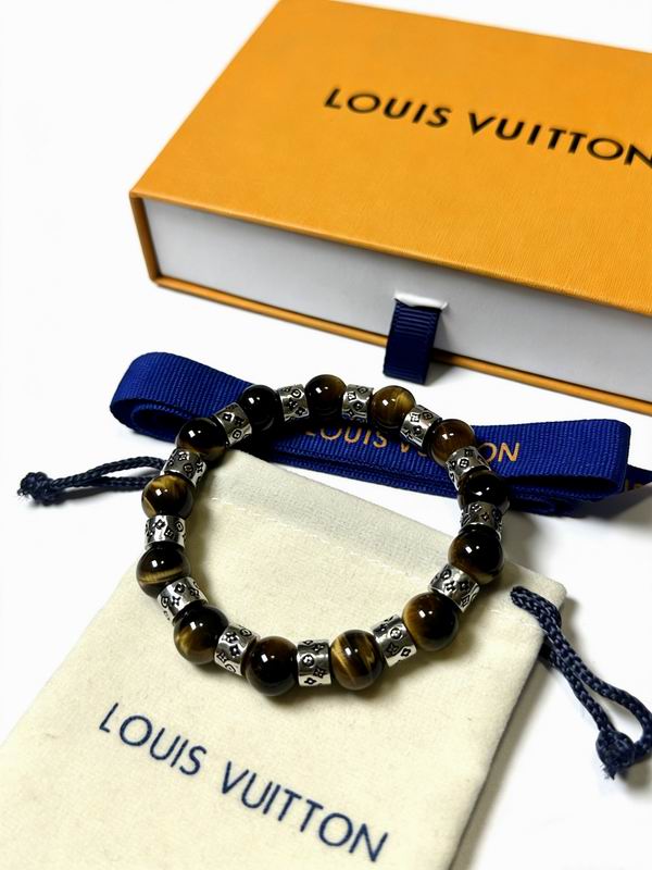 LV Bracelet 01yxx36 (3)