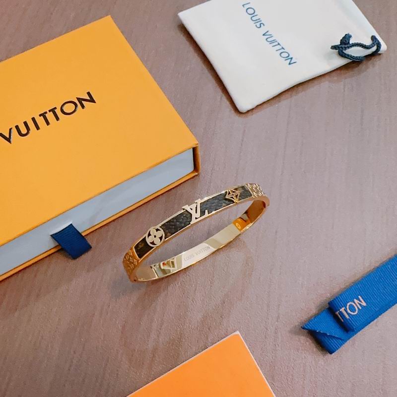 LV Bracelet 11yxx02 (3)