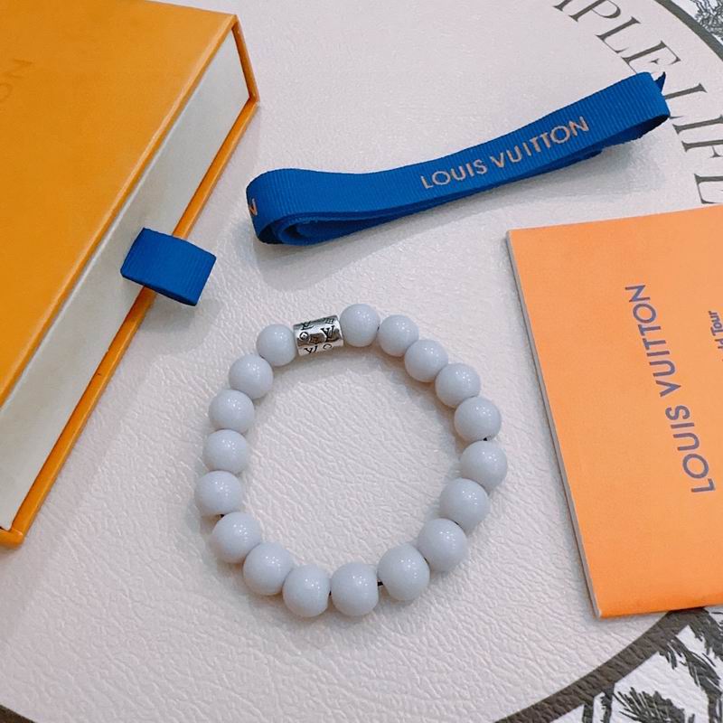 LV Bracelet 11yxx03 (1)