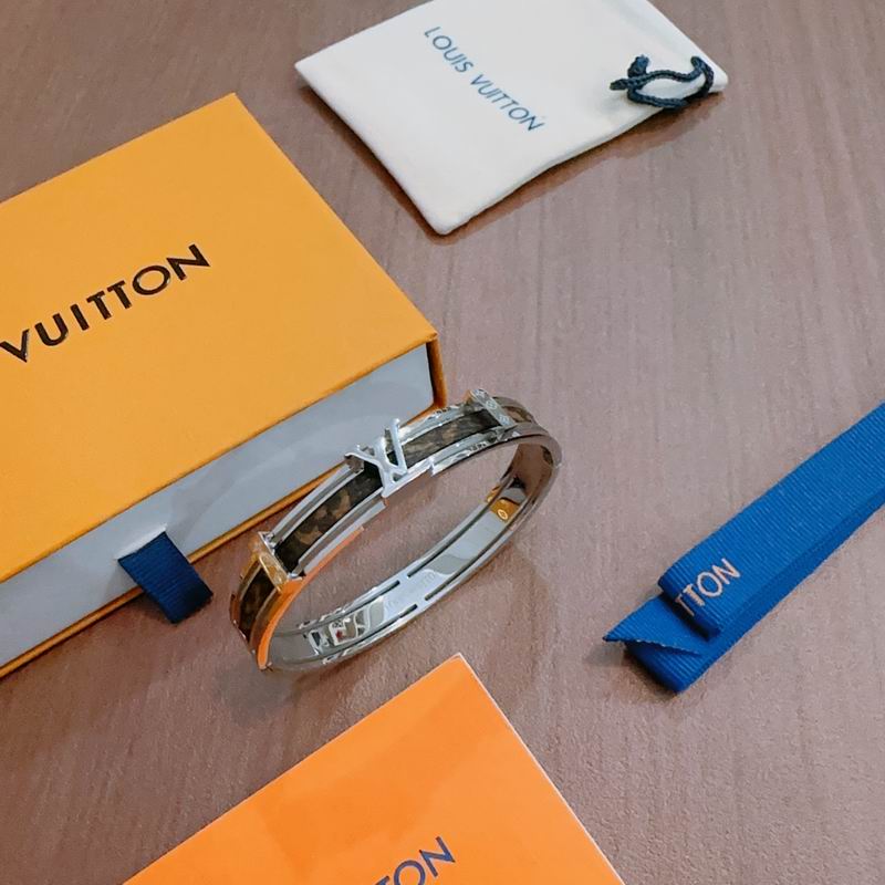 LV Bracelet 11yxx04 (6)