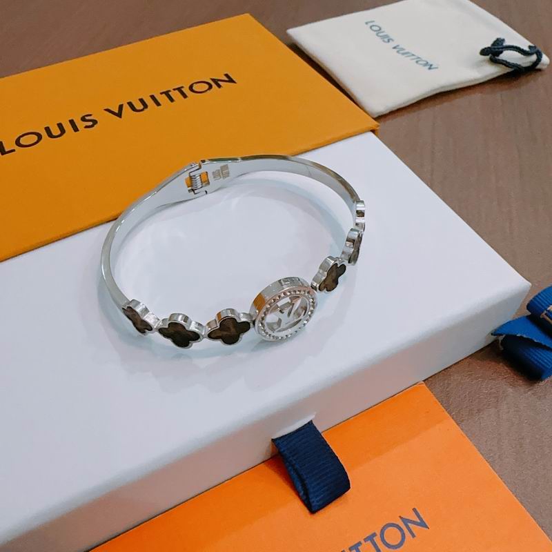 LV Bracelet 11yxx06 (5)