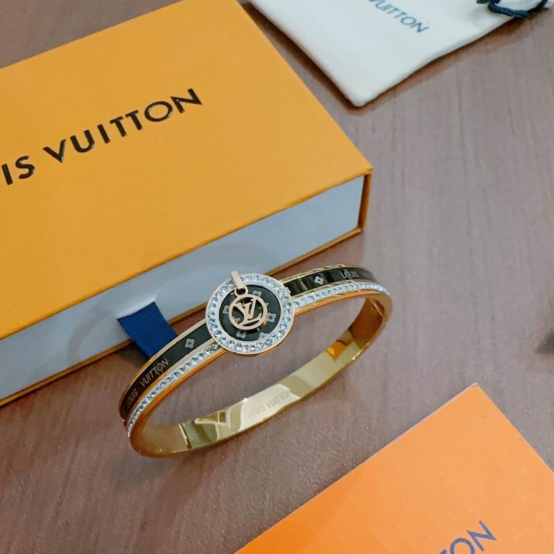 LV Bracelet 11yxx10 (6)
