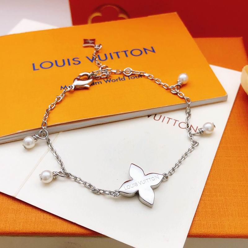 LV Bracelet 11yxx111 (2)