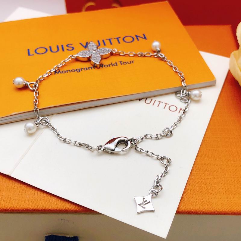 LV Bracelet 11yxx111 (3)