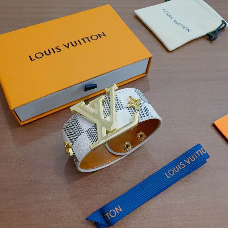 LV Bracelet 11yxx112 (3)
