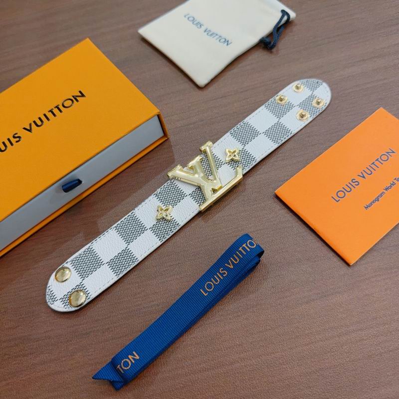 LV Bracelet 11yxx112 (4)