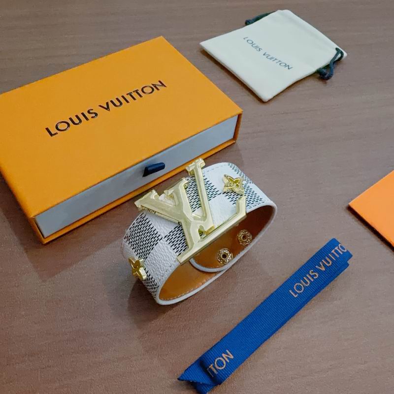 LV Bracelet 11yxx112 (6)