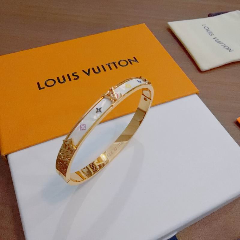 LV Bracelet 11yxx113 (8)