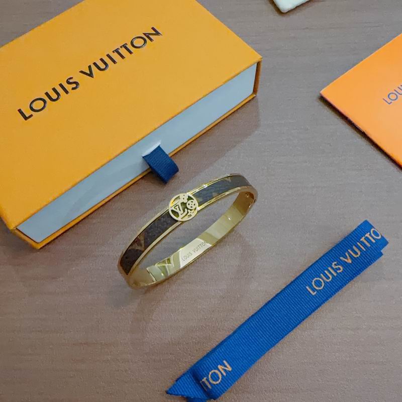 LV Bracelet 11yxx115 (4)