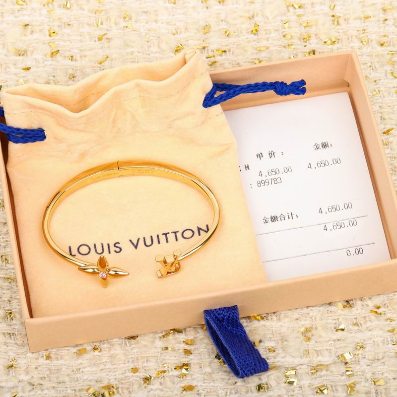 LV Bracelet 11yxx117 (3)