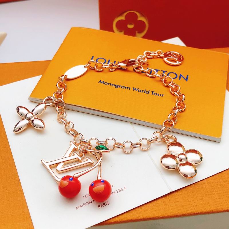 LV Bracelet 11yxx120 (4)