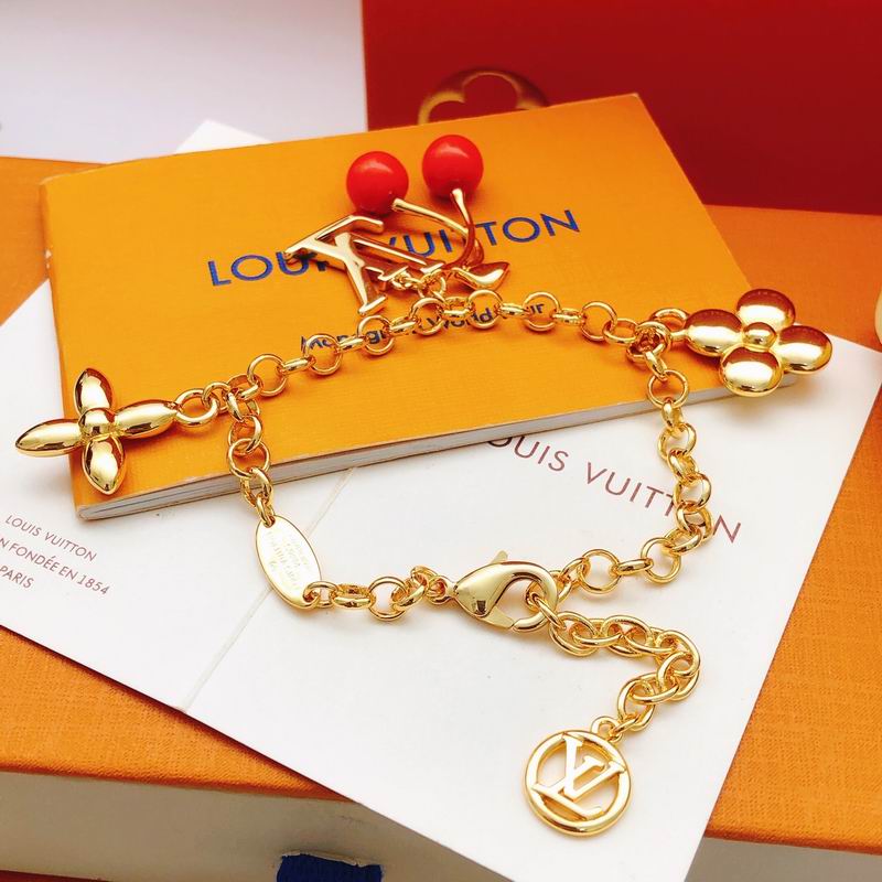 LV Bracelet 11yxx120 (9)