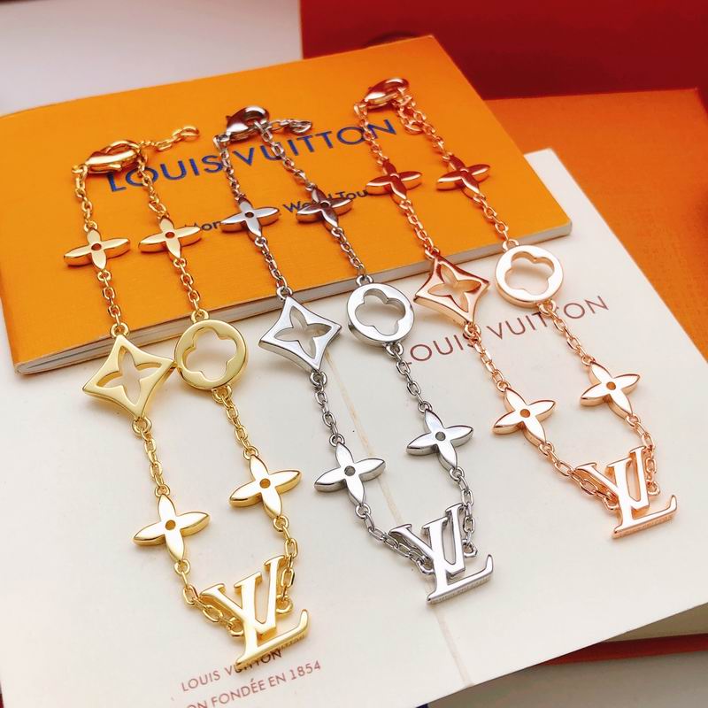 LV Bracelet 11yxx121 (16)