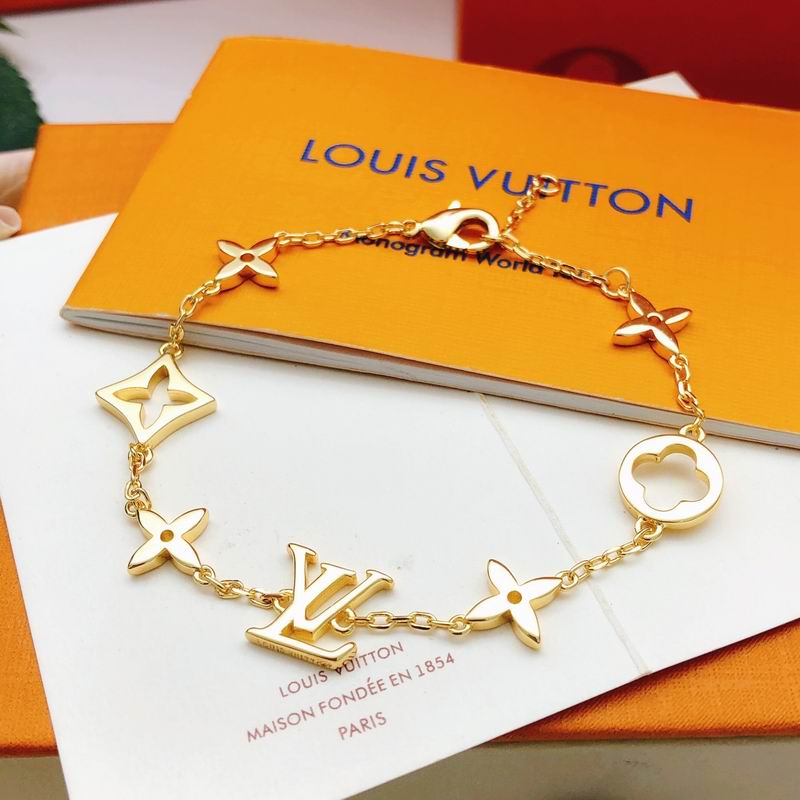LV Bracelet 11yxx121 (4)