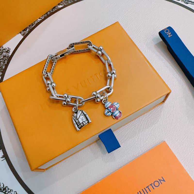 LV Bracelet 11yxx123 (1)