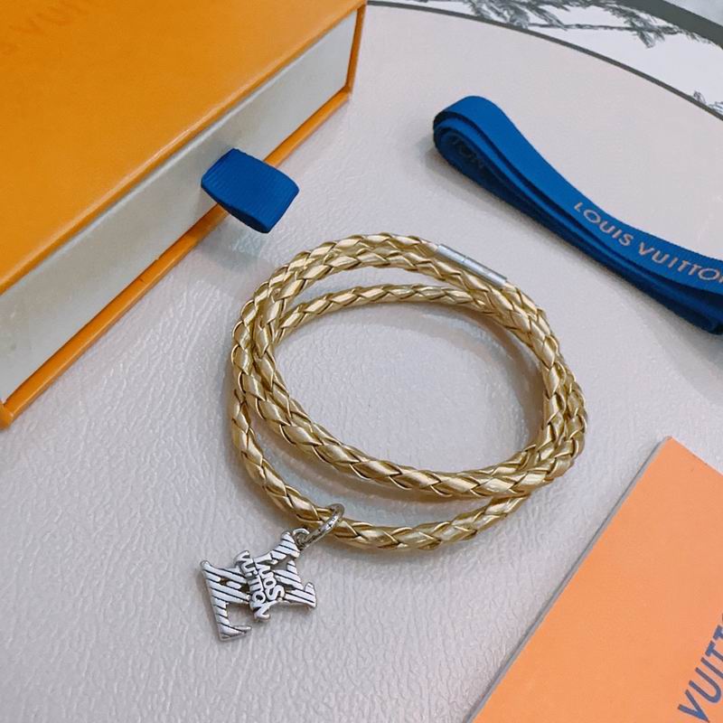 LV Bracelet 11yxx130 (5)