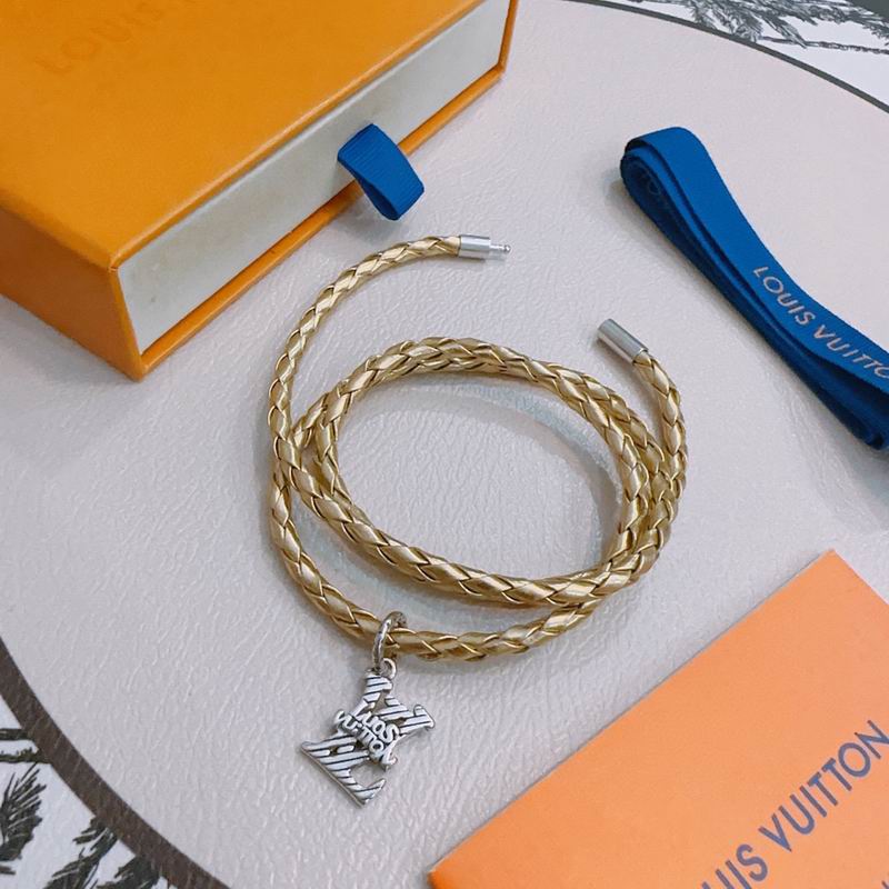 LV Bracelet 11yxx130 (6)