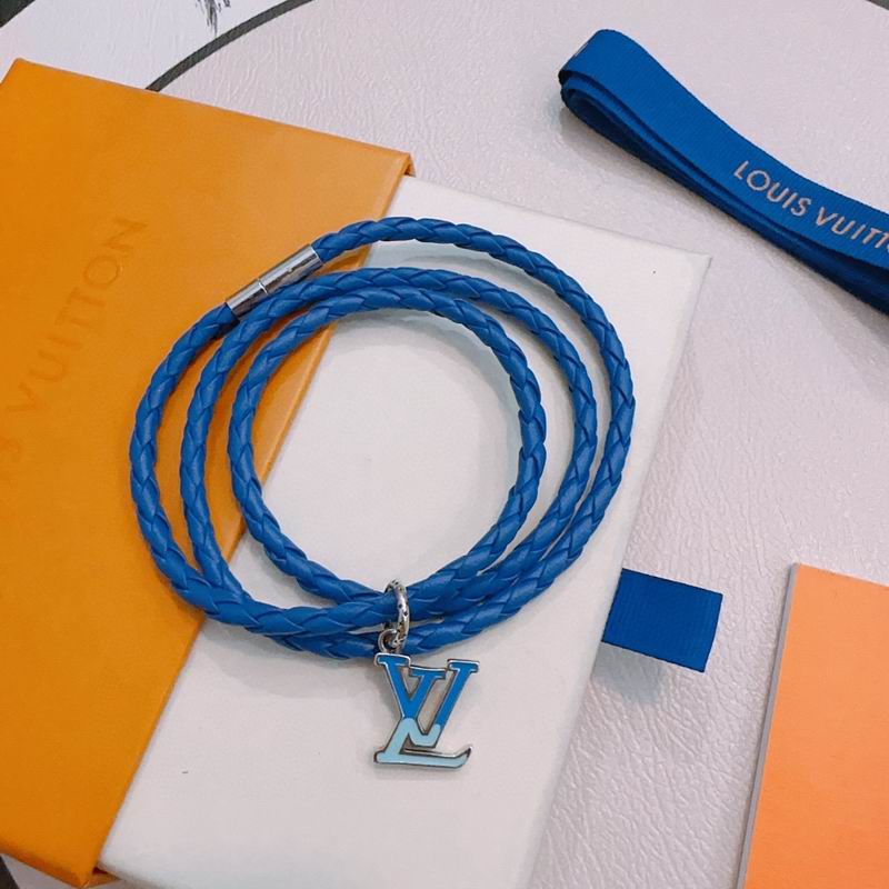 LV Bracelet 11yxx131 (3)