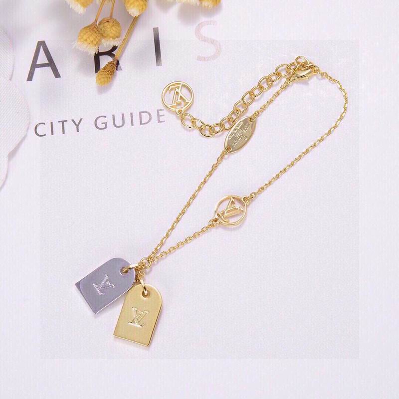 LV Bracelet 11yxx133 (1)