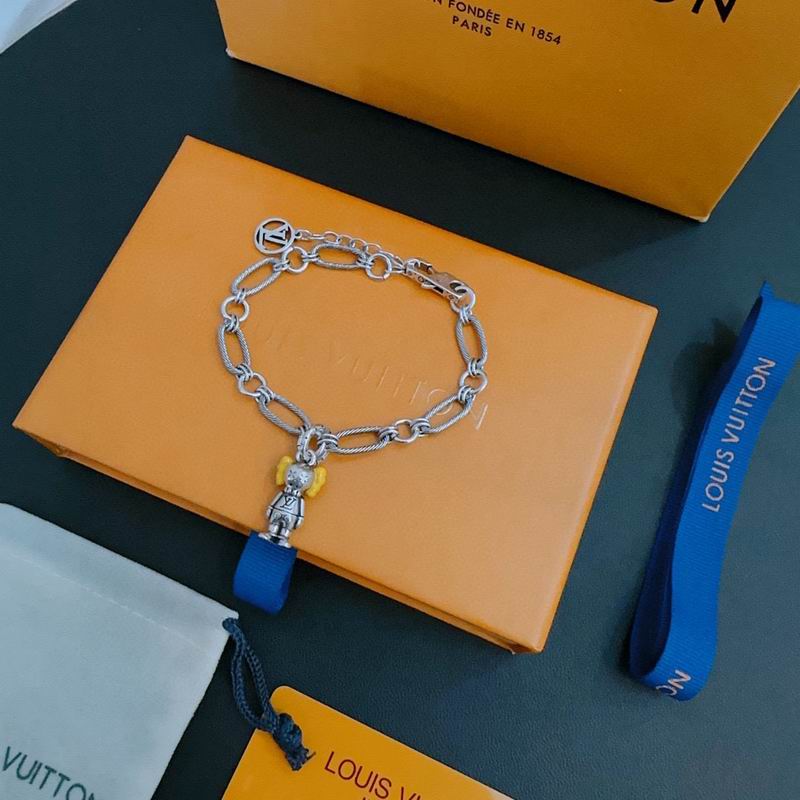 LV Bracelet 11yxx136 (3)