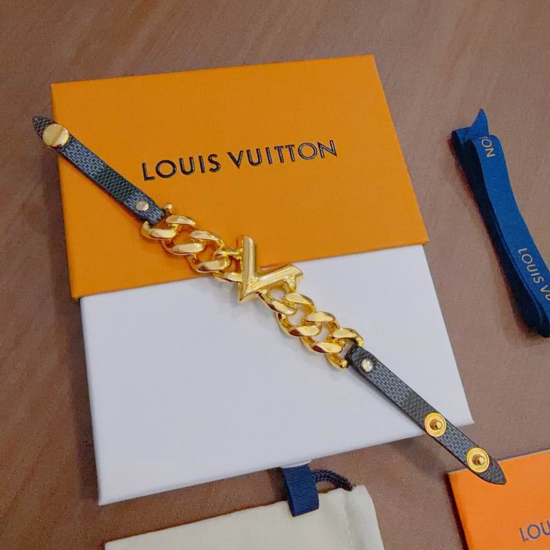 LV Bracelet 11yxx139 (8)