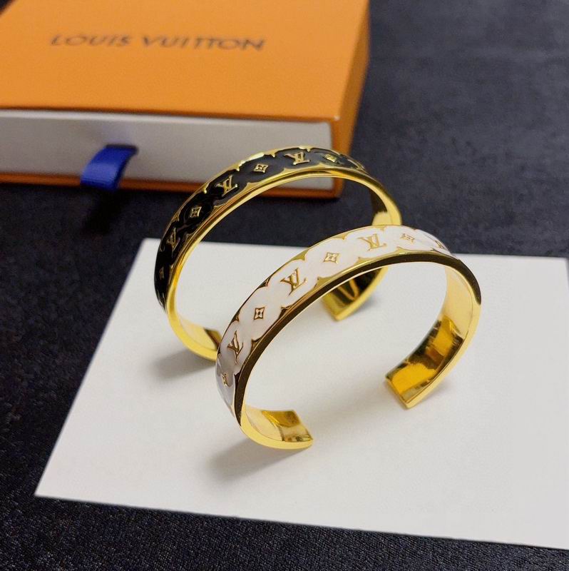 LV Bracelet 11yxx14 (5)