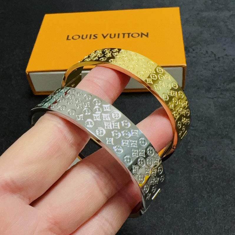 LV Bracelet 11yxx141 (6)