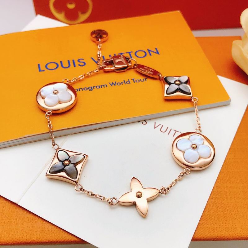LV Bracelet 11yxx155 (1)
