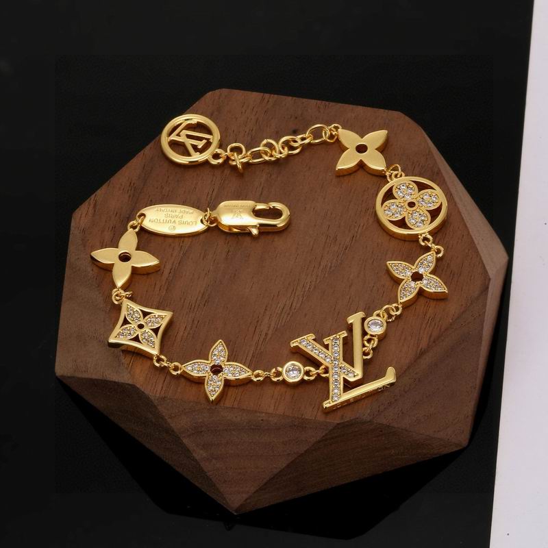 LV Bracelet 11yxx157 (5)