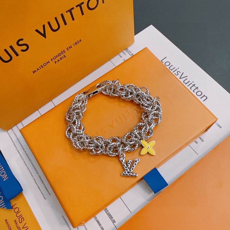 LV Bracelet 11yxx158 (6)