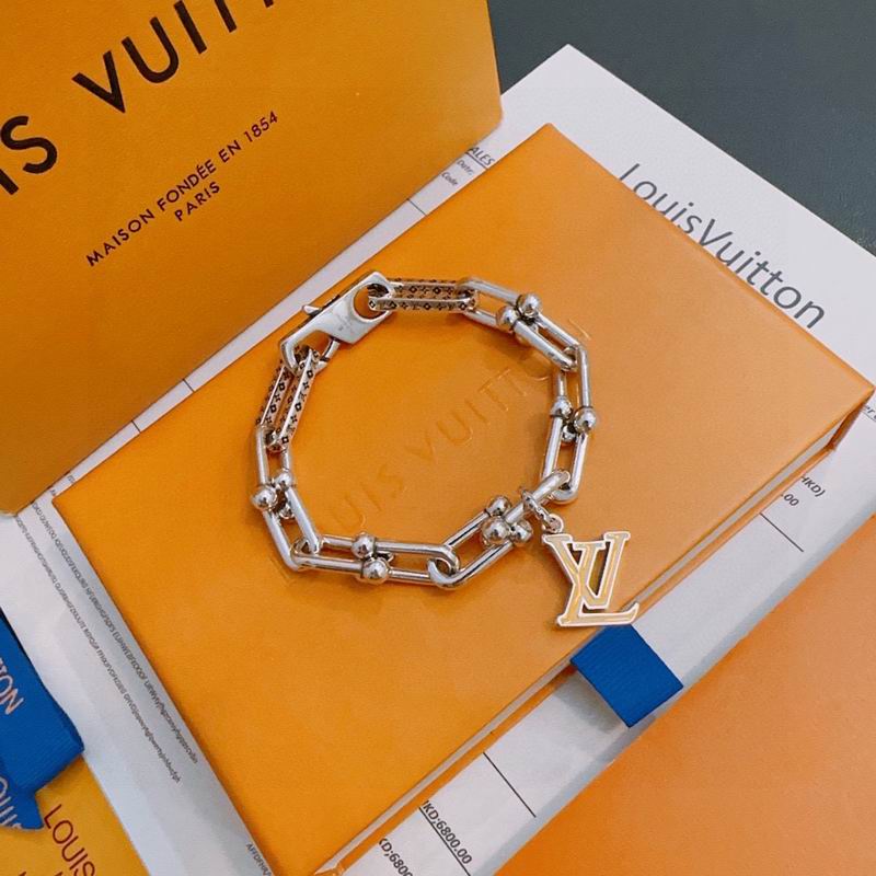 LV Bracelet 11yxx159 (4)