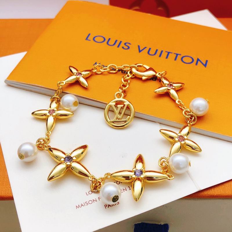LV Bracelet 11yxx160 (3)