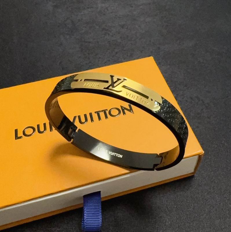 LV Bracelet 11yxx161 (2)