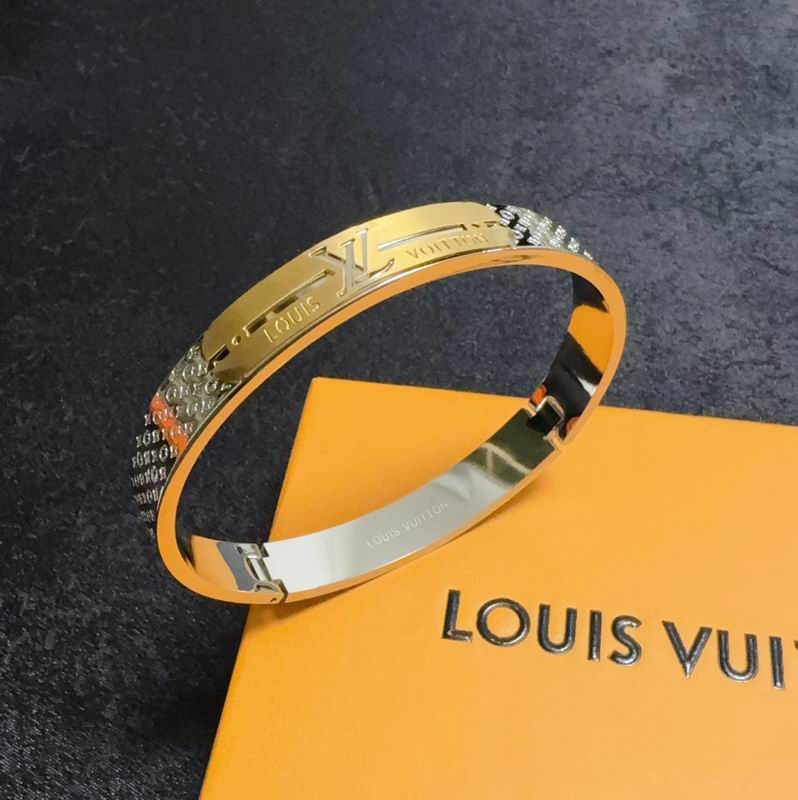 LV Bracelet 11yxx161 (3)