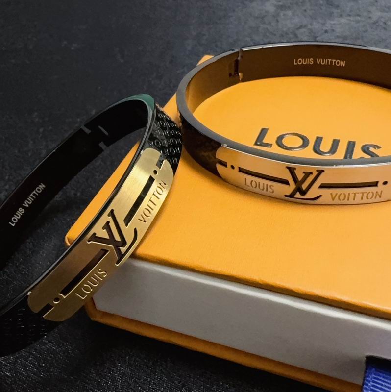 LV Bracelet 11yxx161 (4)