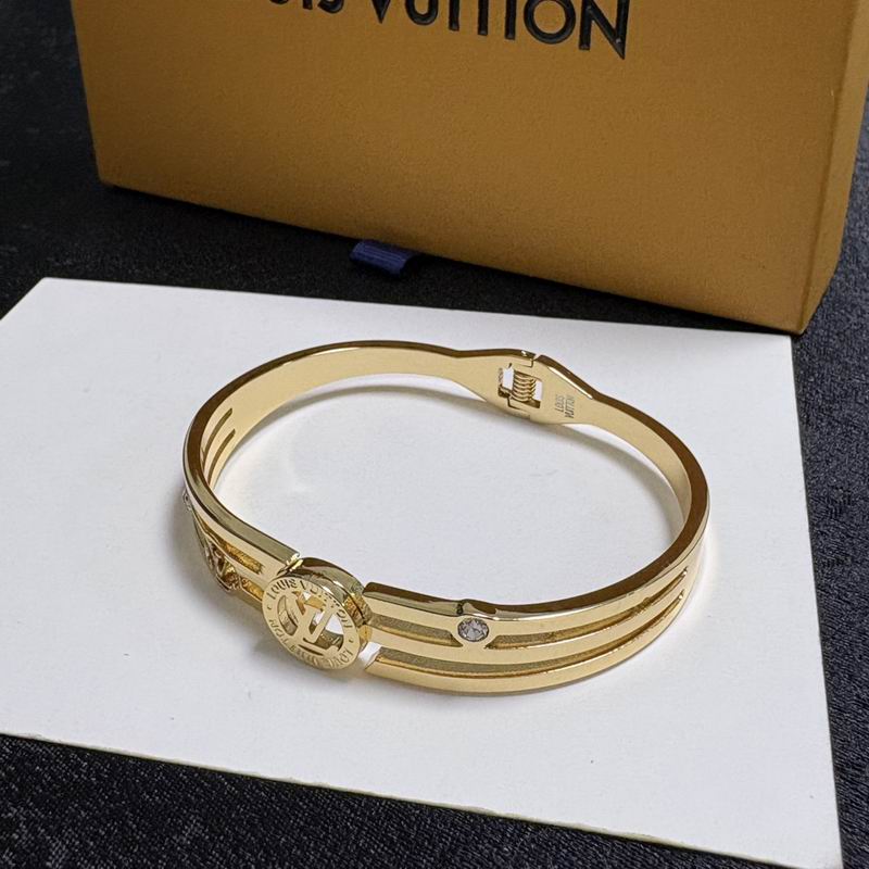 LV Bracelet 11yxx164 (5)