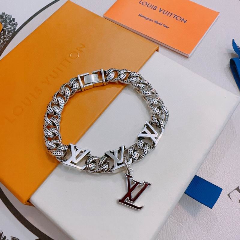 LV Bracelet 11yxx167 (4)