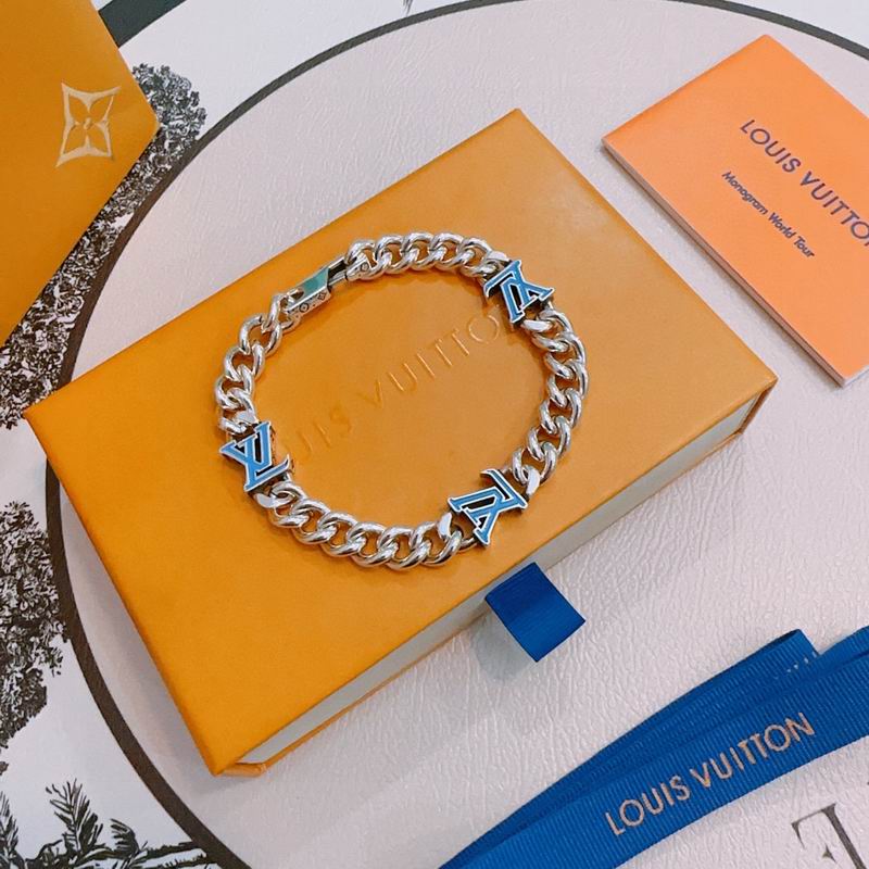LV Bracelet 11yxx168 (2)