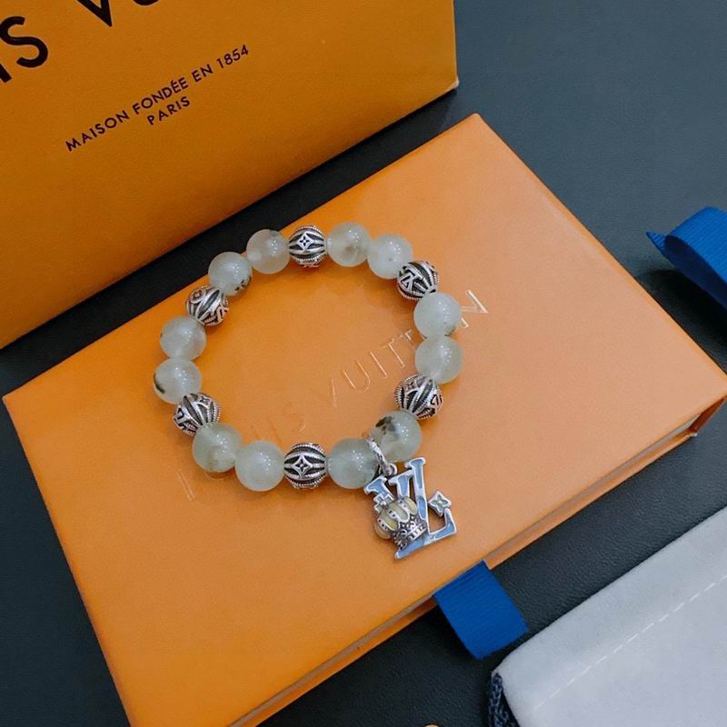 LV Bracelet 11yxx17 (2)