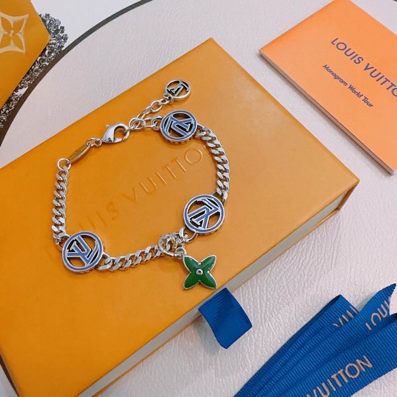LV Bracelet 11yxx170 (2)