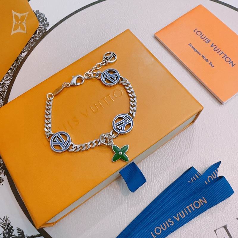 LV Bracelet 11yxx170 (6)