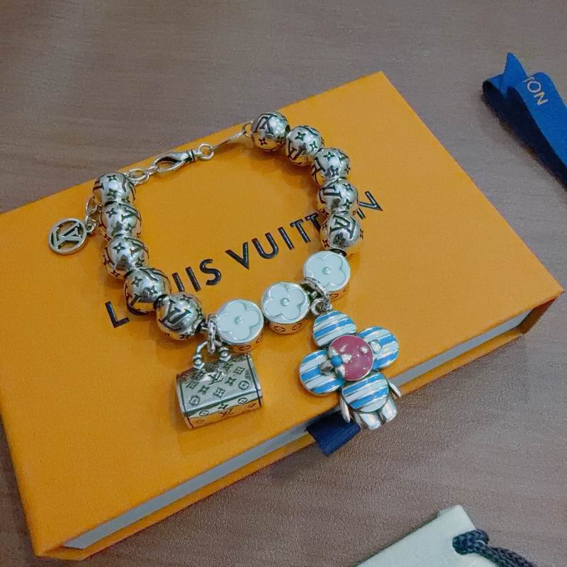 LV Bracelet 11yxx171 (6)