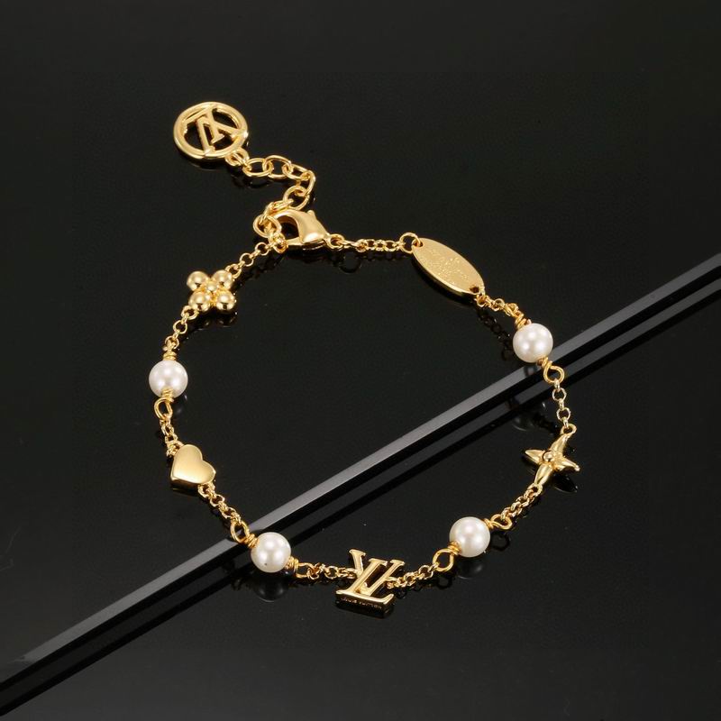 LV Bracelet 11yxx173 (3)