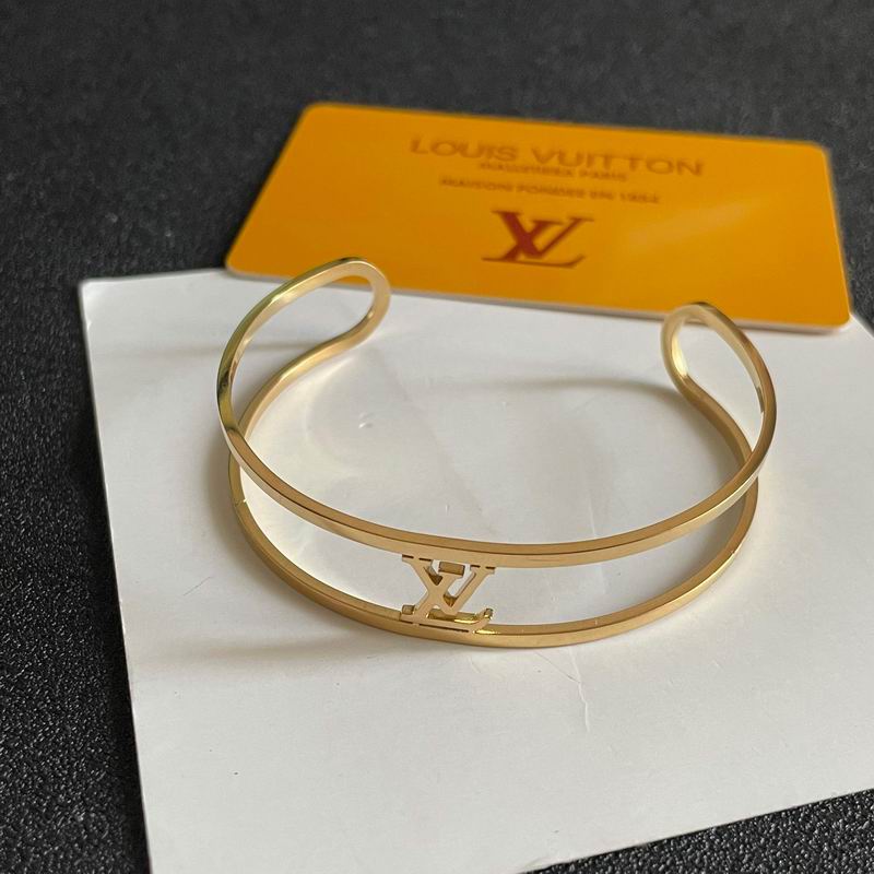 LV Bracelet 11yxx175 (3)