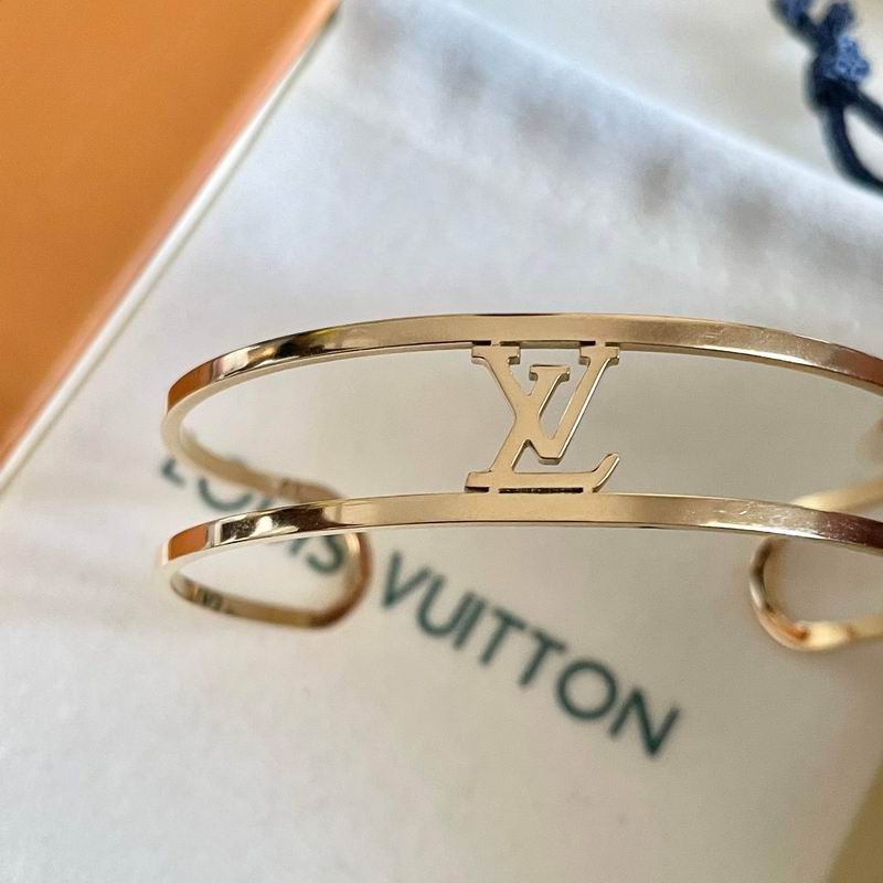LV Bracelet 11yxx175 (4)
