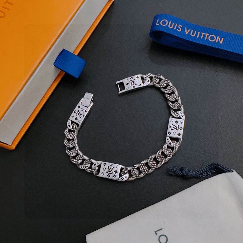 LV Bracelet 11yxx18 (3)