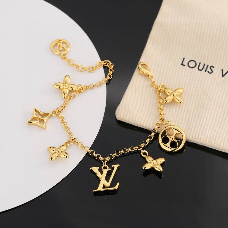 LV Bracelet 11yxx26 (4)
