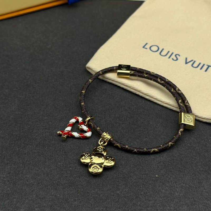 LV Bracelet 11yxx29 (2)